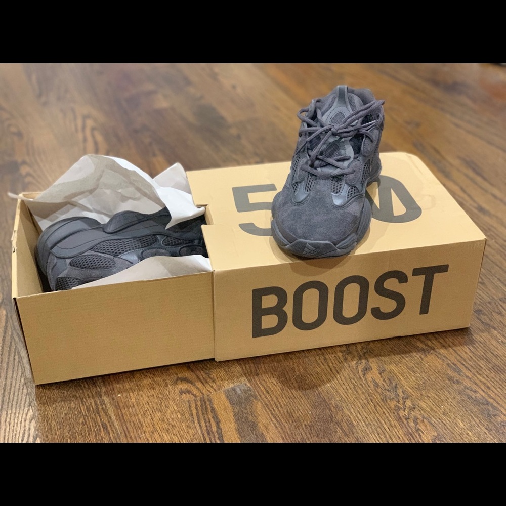 Yeezy 500 "Utility Black"